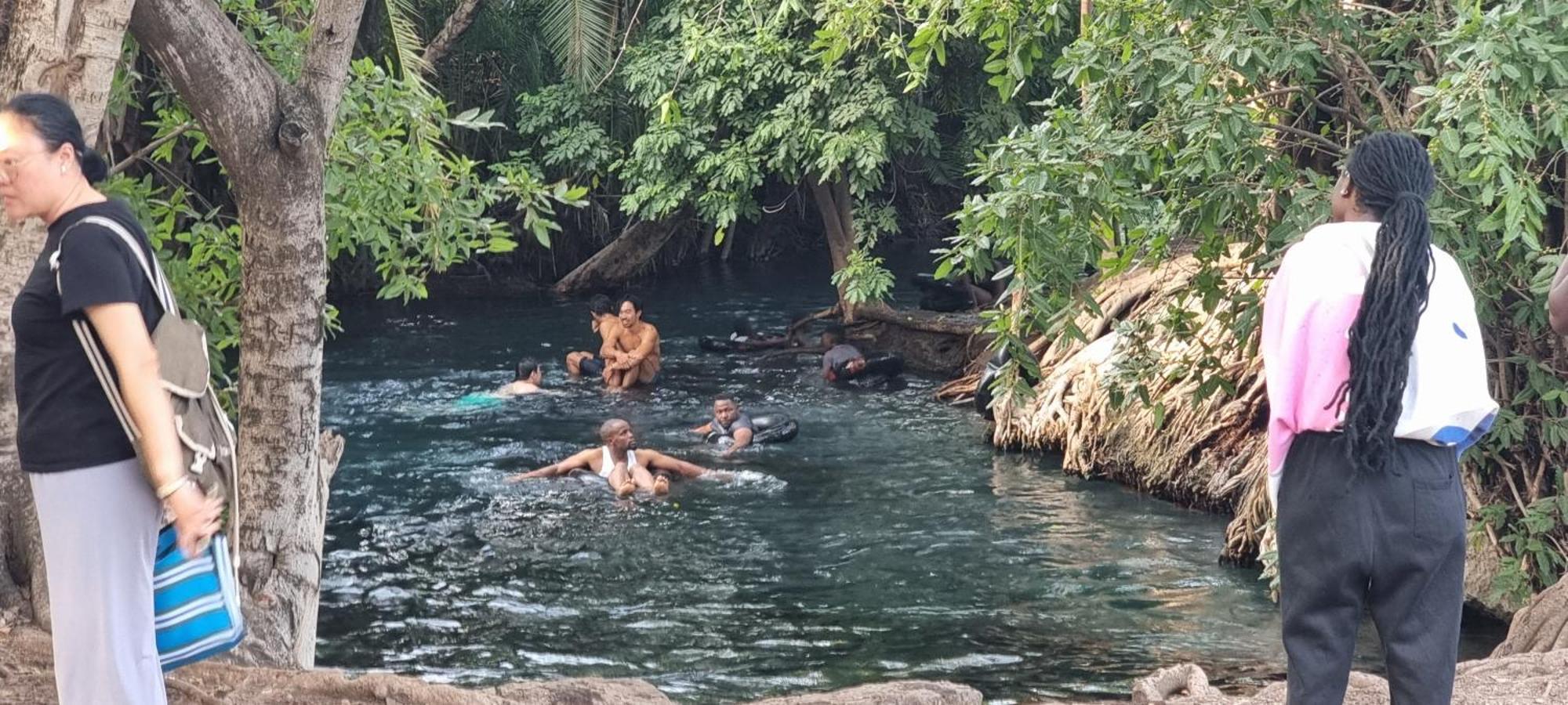 Kisanga Homestay モシ エクステリア 写真