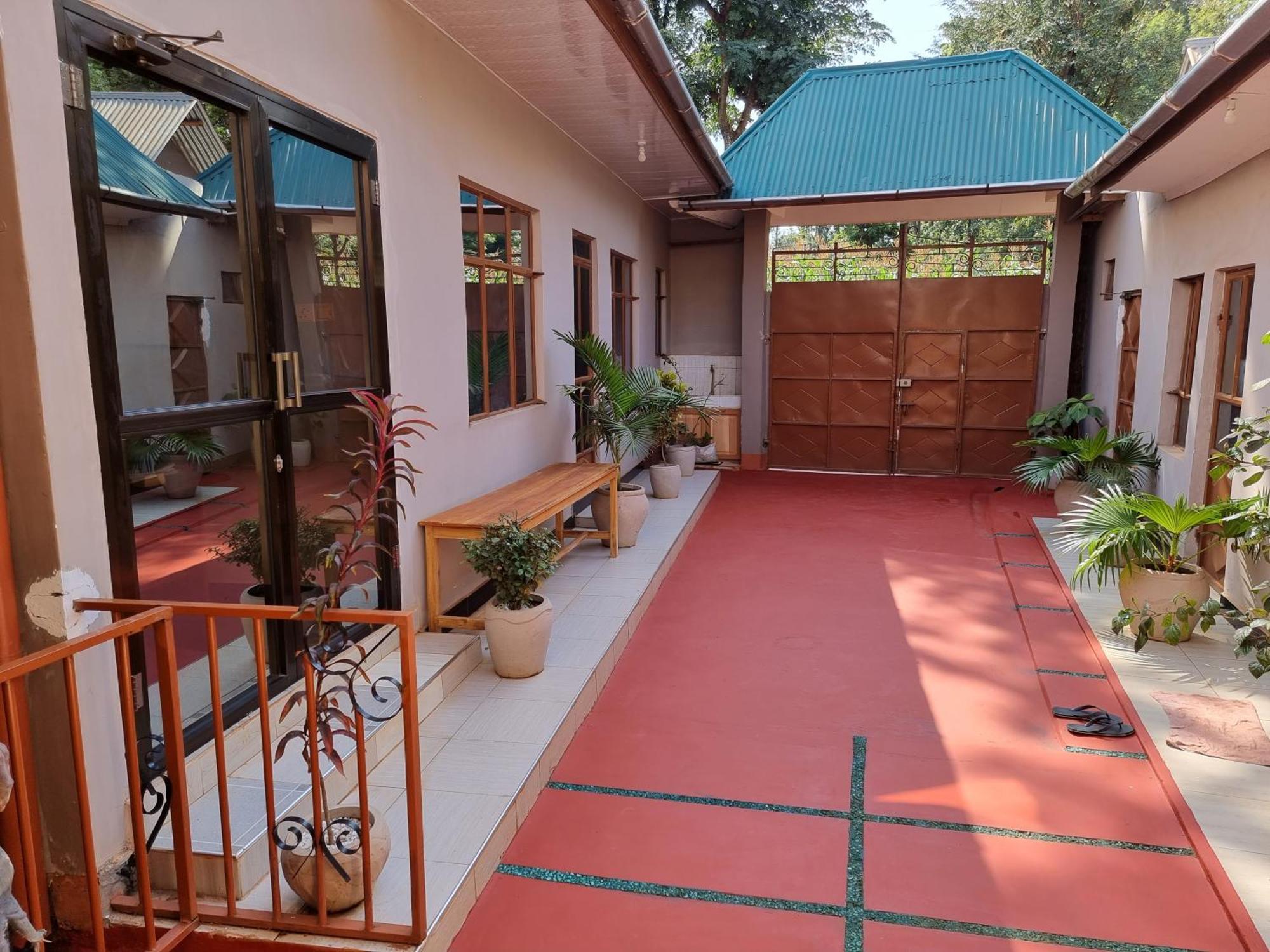 Kisanga Homestay モシ エクステリア 写真
